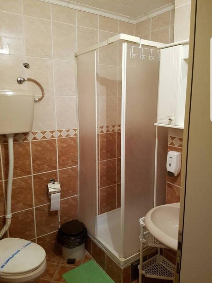 فندق Viktorija Nova Kanjiža المظهر الخارجي الصورة